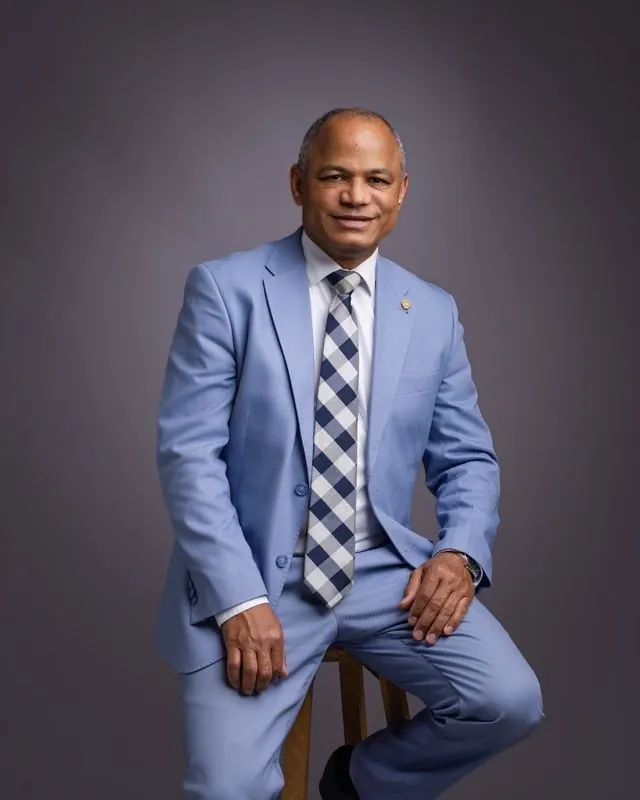 Henry Cerda - Socio Director